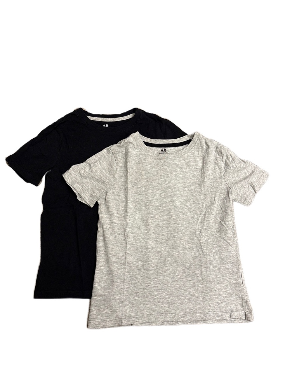 H&M Kids 2-Pack Crew Neck T-Shirts in Black and Light Gray - Size 6-8